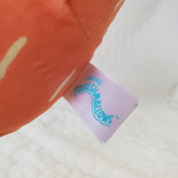 Caroleena the Carrot with Bunny Ears Easter Squishmallows BNWT 7 Inch - Picture 4 of 8